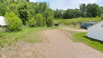 47 & 55 Cleak Avenue, Bancroft, On K0l 1c0