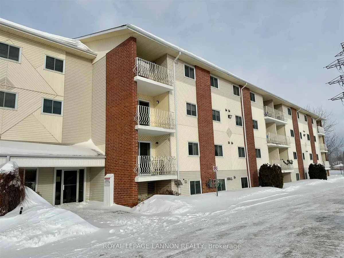 Condo Apartment in Thunder Bay