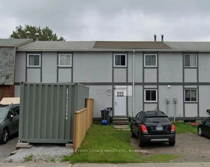 Condo Townhouse in Thunder Bay