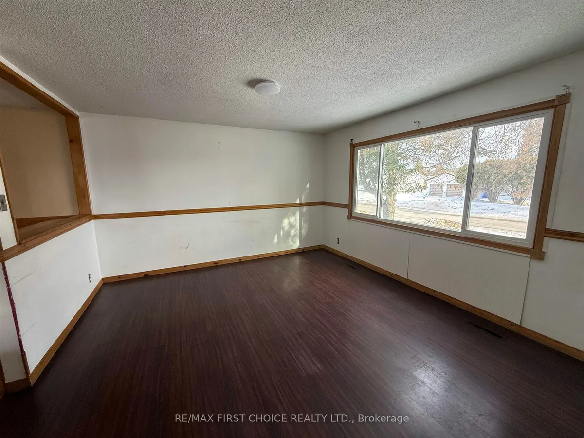 Semi-Detached in Dryden