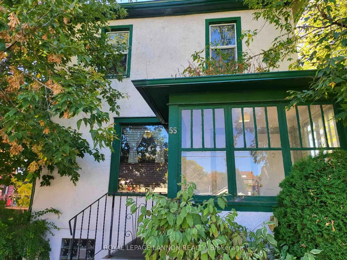 Duplex in Thunder Bay