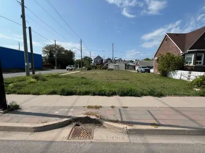 Vacant Land in Thunder Bay