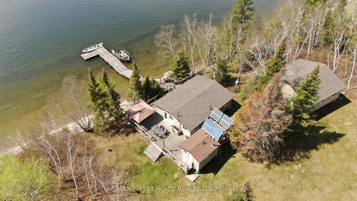 Detached in Kenora Remote Area