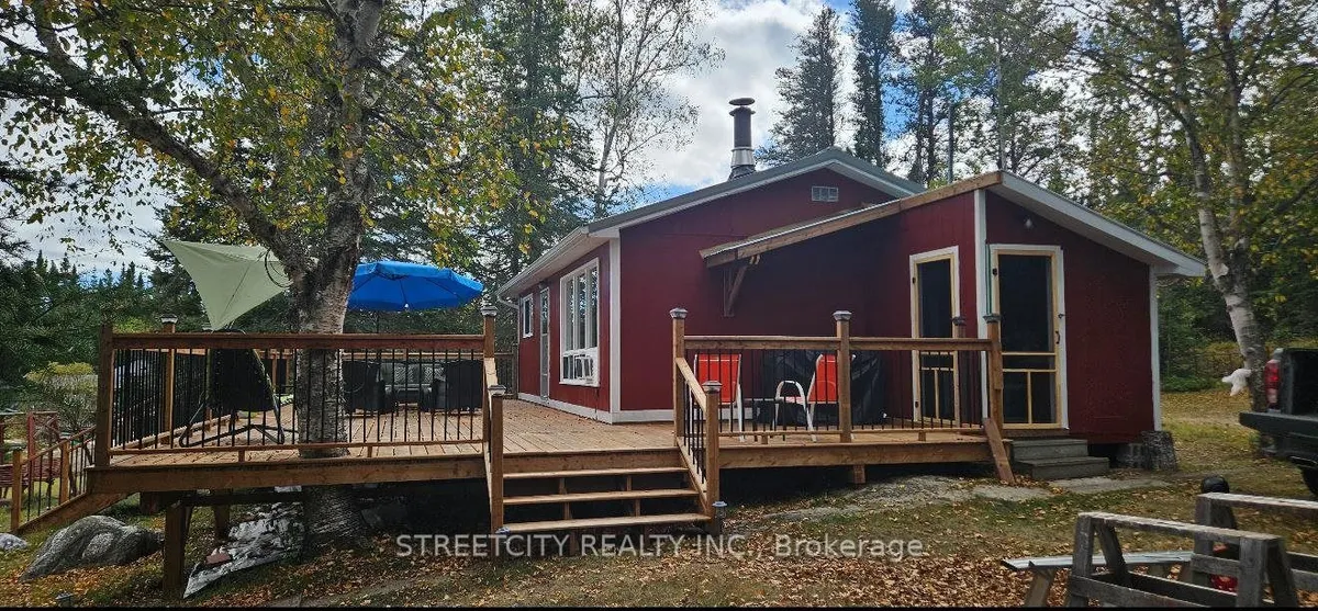 Detached in Thunder Bay Remote Area