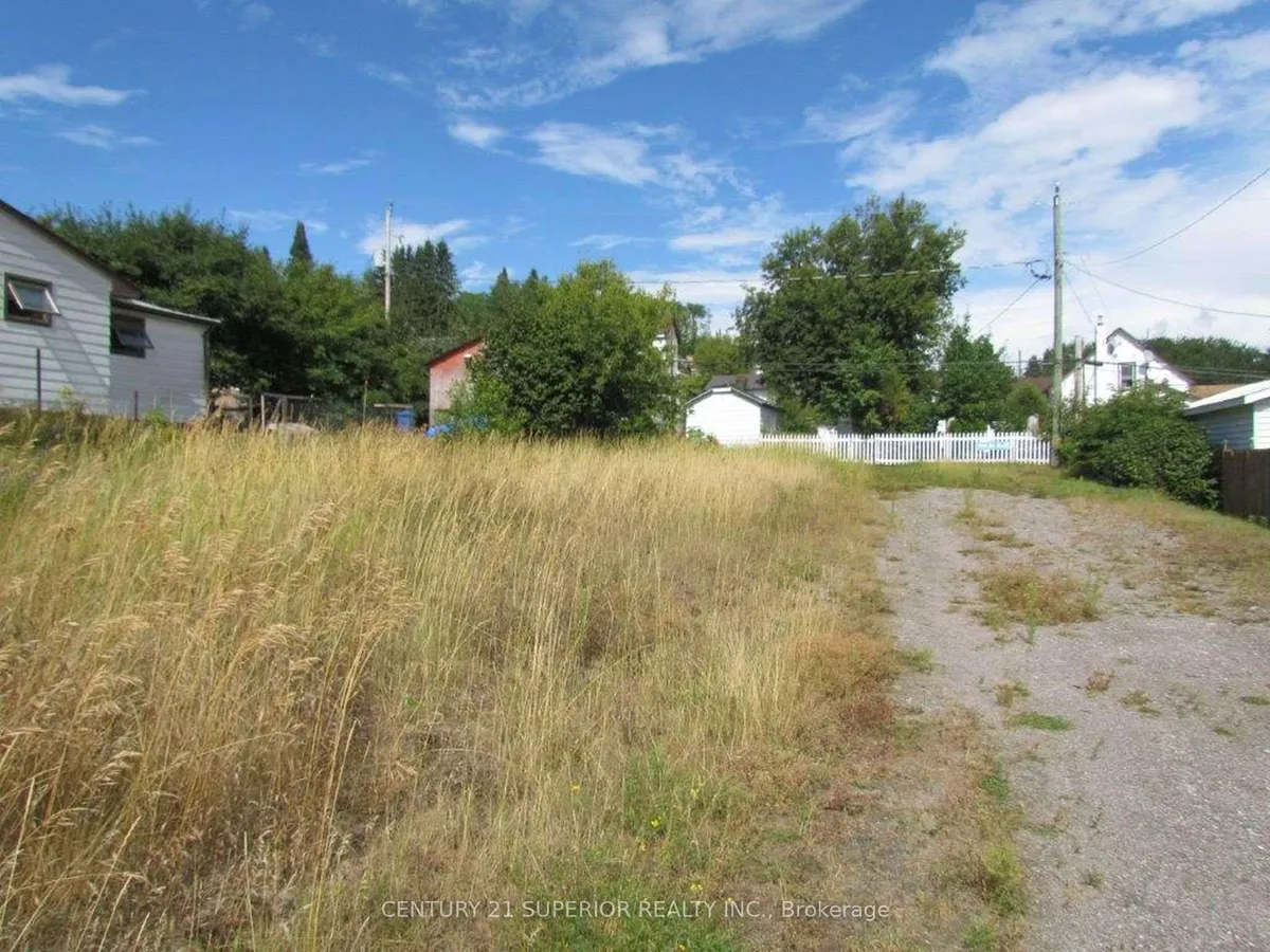 Vacant Land in Nipigon