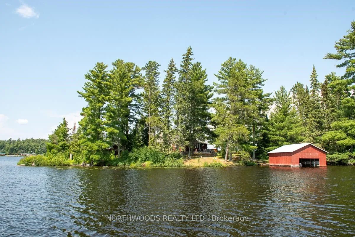 Detached in Sioux Narrows-Nestor Falls