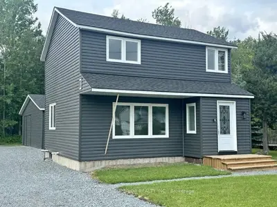 Detached in Red Rock