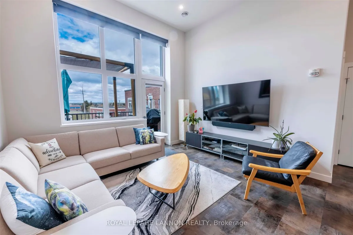 Condo Apartment in Thunder Bay