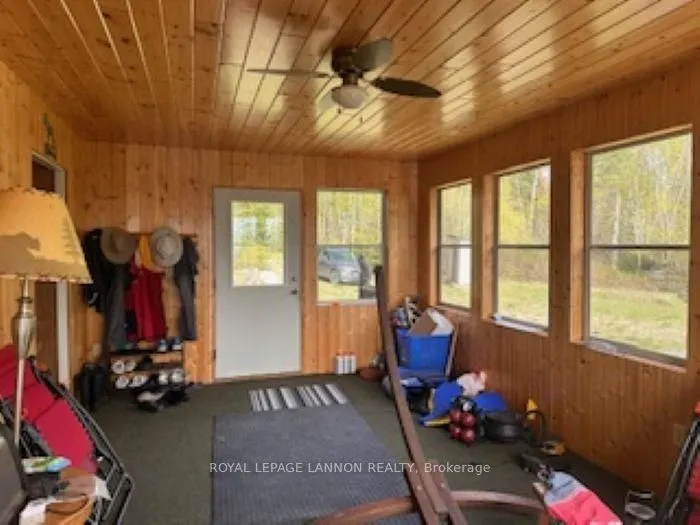 Detached in Thunder Bay Remote Area