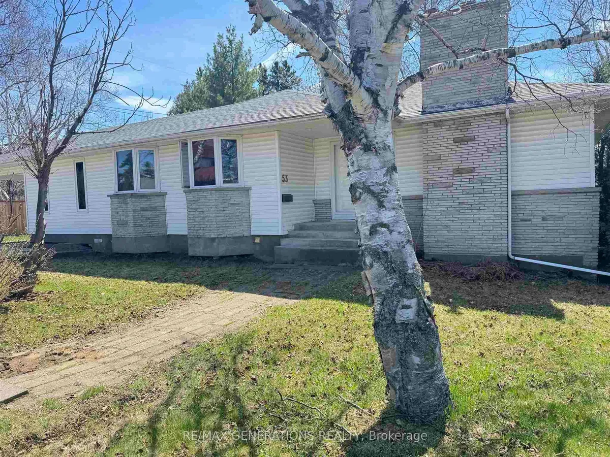 Detached in Thunder Bay