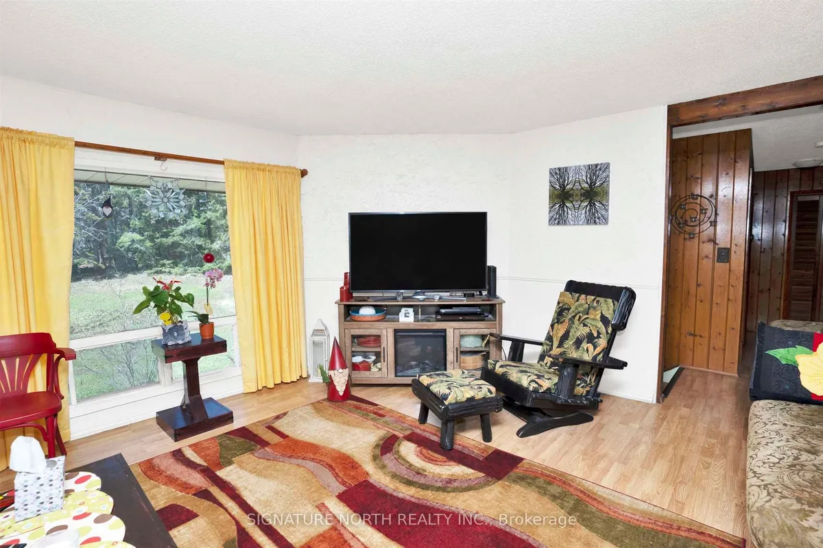 Detached in Shuniah