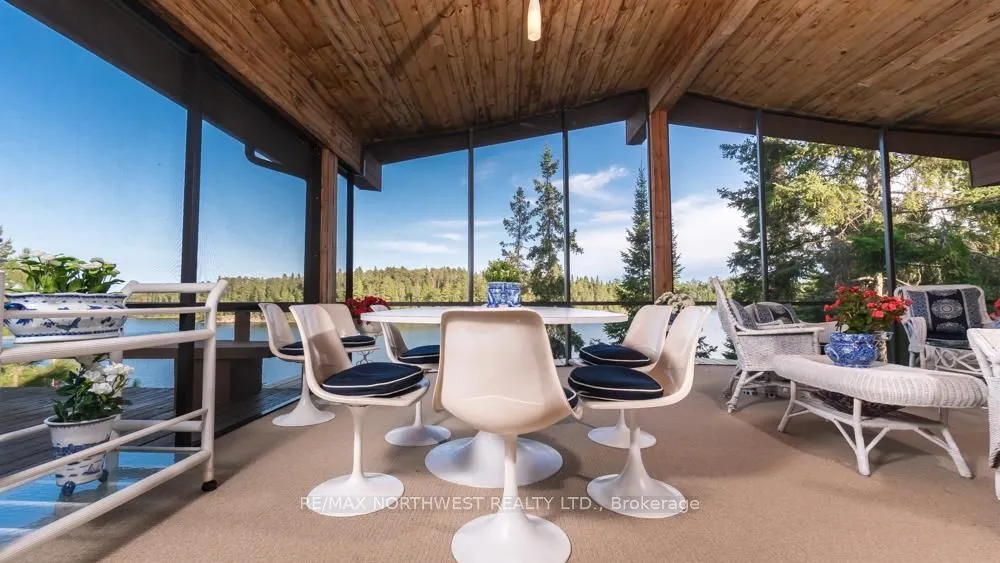 Detached in Kenora Remote Area