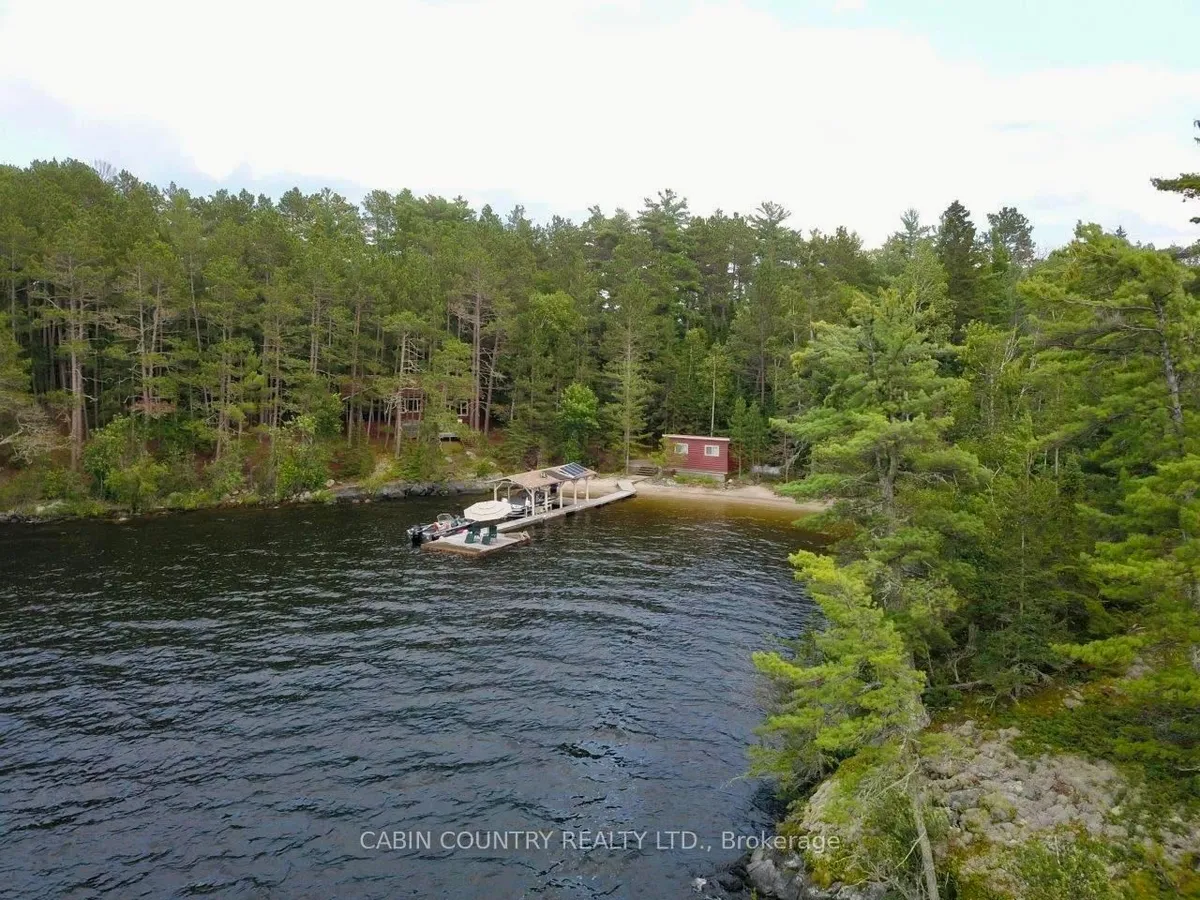 Detached in Kenora Remote Area