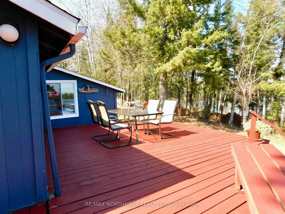 Detached in Kenora Remote Area