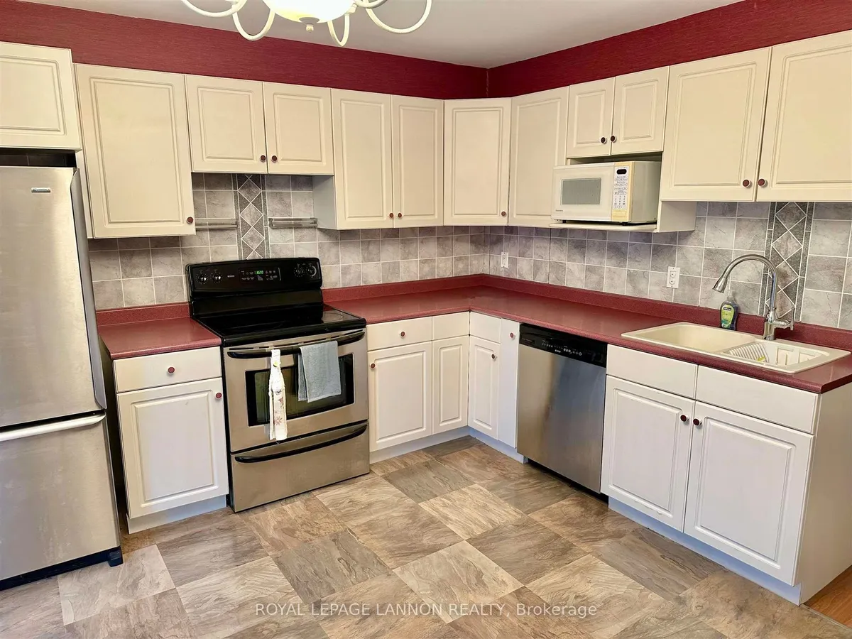 Semi-Detached in Thunder Bay