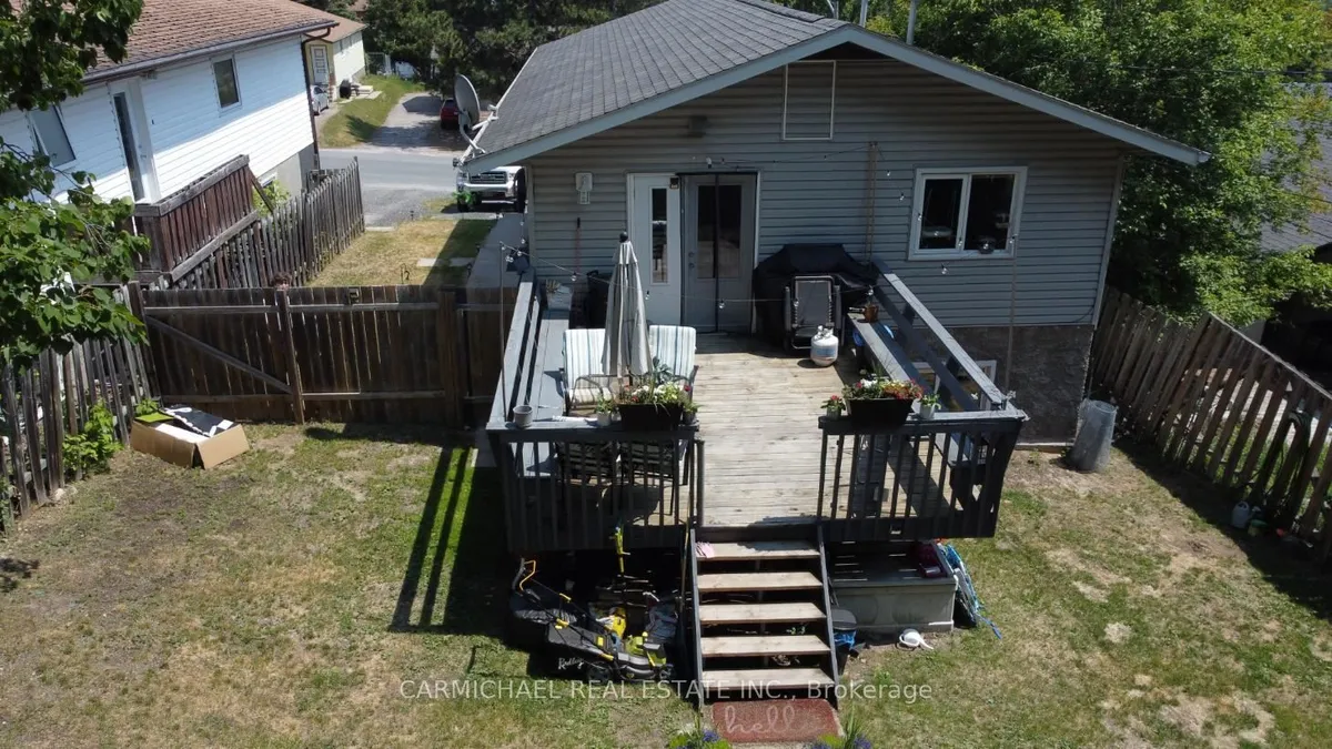Duplex in Kenora