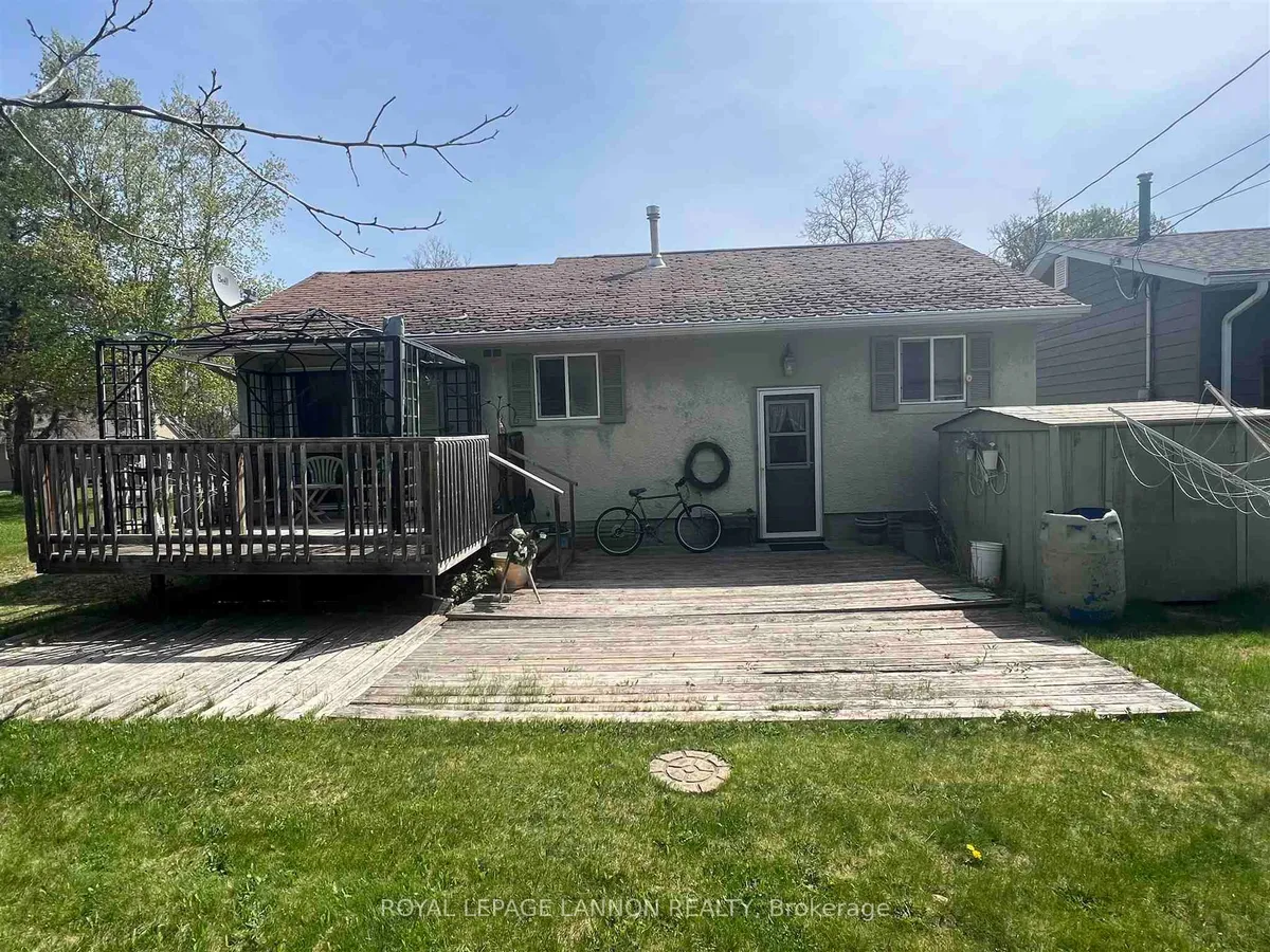 Detached in Atikokan