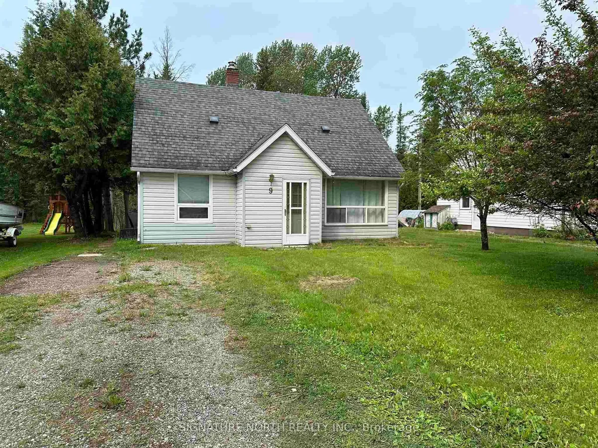Detached in Atikokan