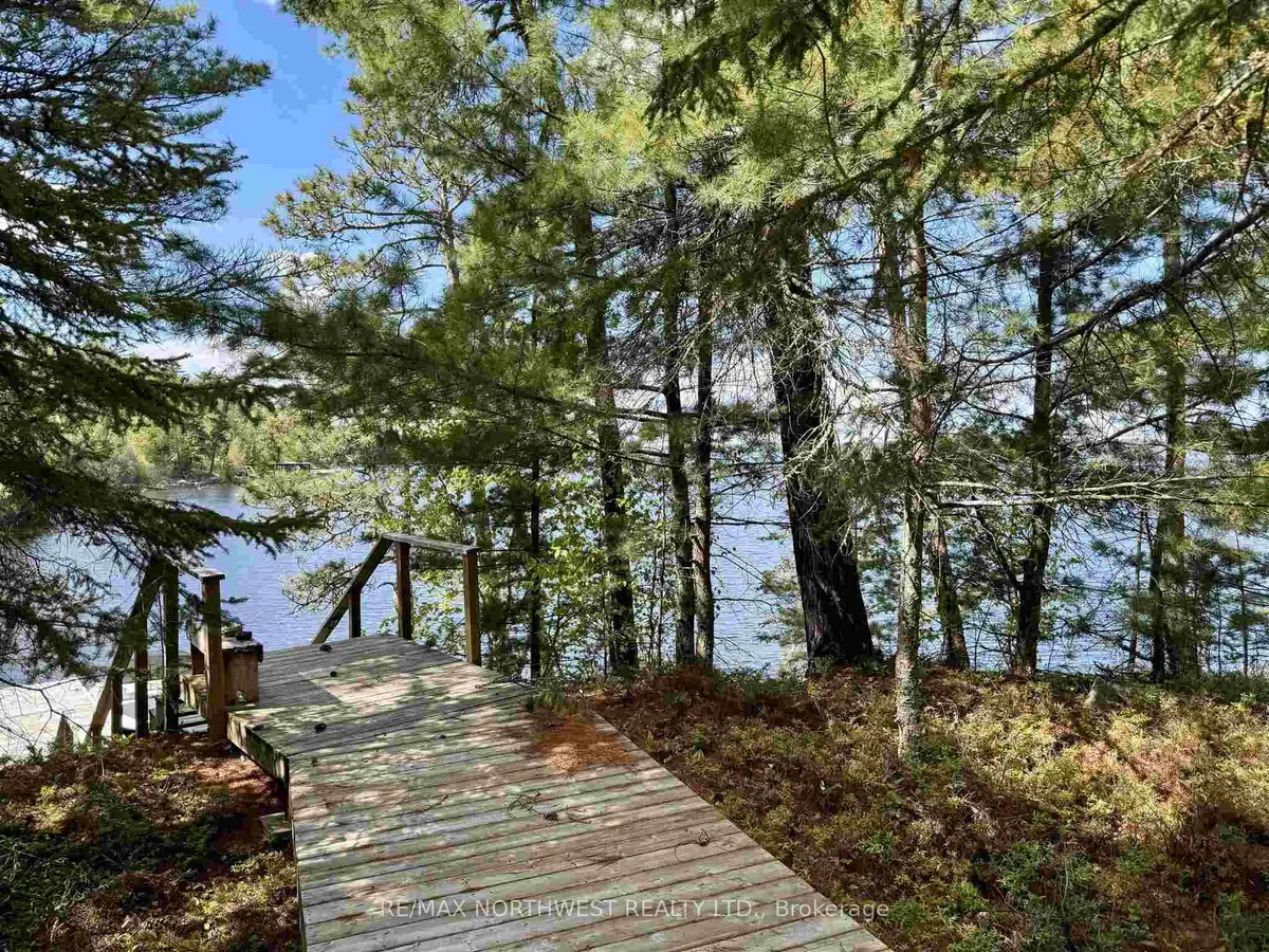Detached in Kenora Remote Area
