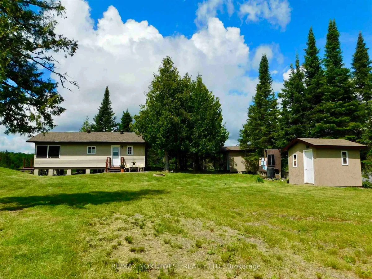 Detached in Kenora Remote Area