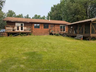 Detached in Kenora Remote Area