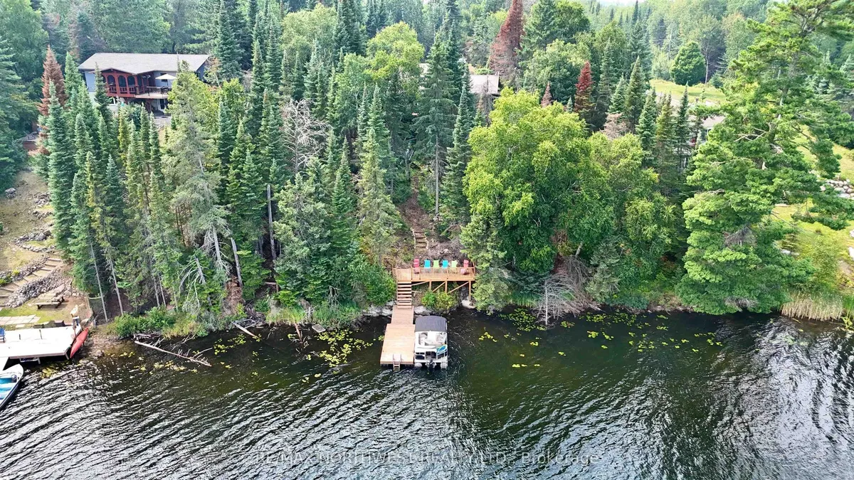 Detached in Kenora