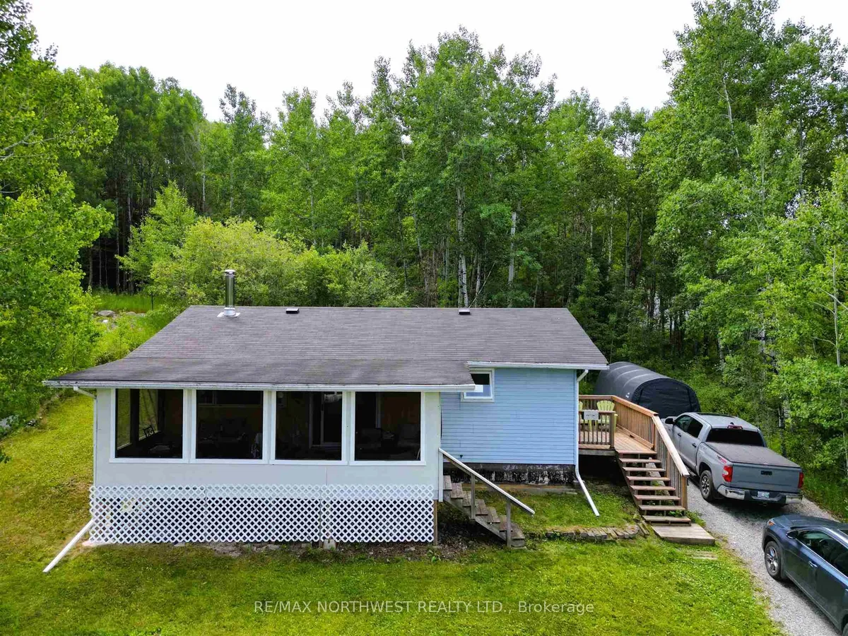 Detached in Kenora Remote Area