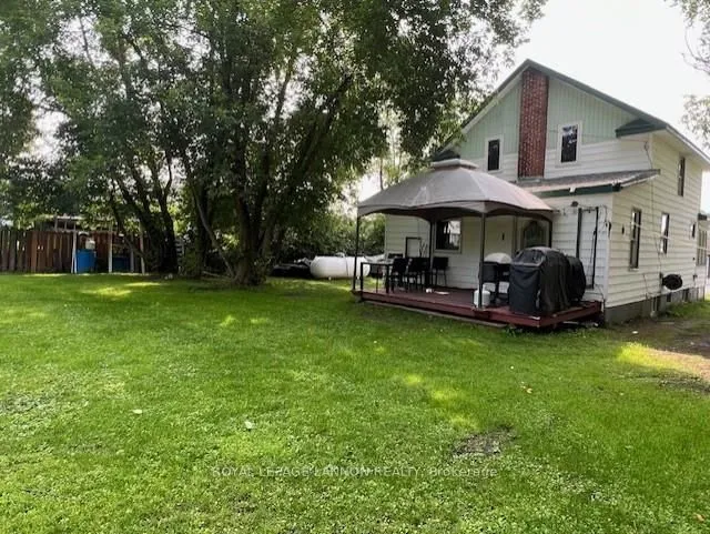 Detached in Sioux Lookout