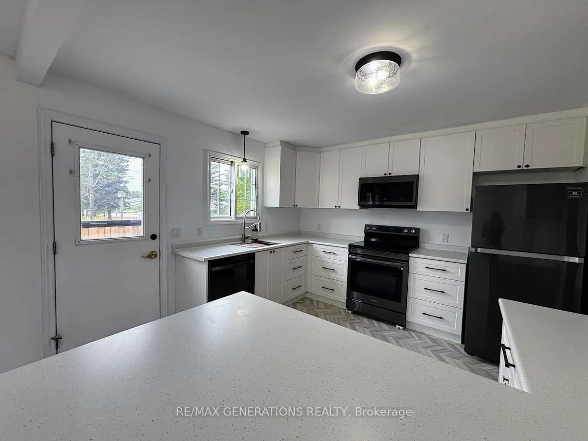 Detached in Marathon
