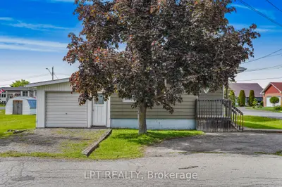 Detached in Alfred and Plantagenet