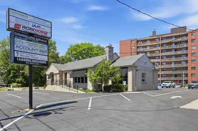 60 King Street W, Hamilton, On L8g 1h8