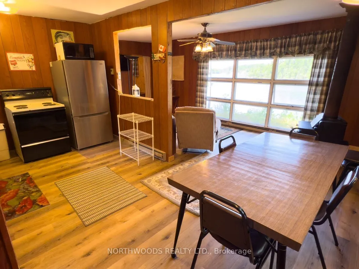 Detached in Sioux Narrows-Nestor Falls