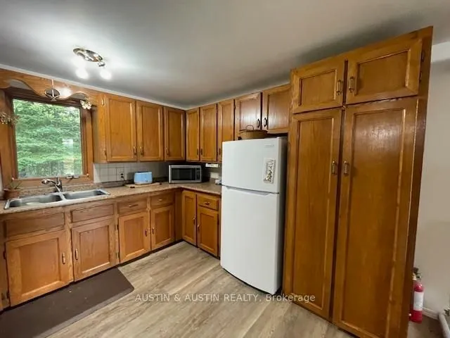 Detached in Kenora Remote Area