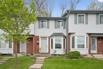 Condo Townhouse in Kitchener