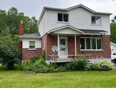 Detached in Red Rock