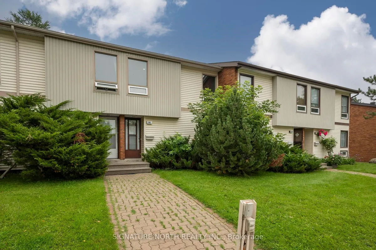 Condo Townhouse in Thunder Bay
