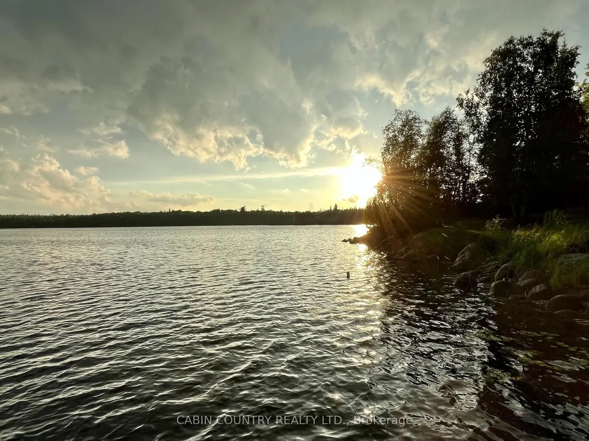 Detached in Kenora Remote Area