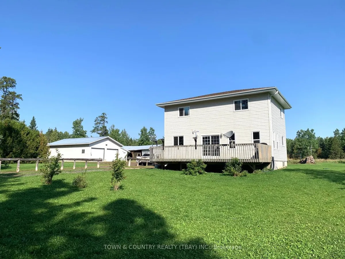 Detached in Neebing