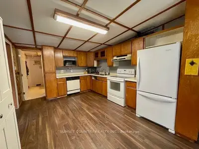 MobileTrailer in Dryden