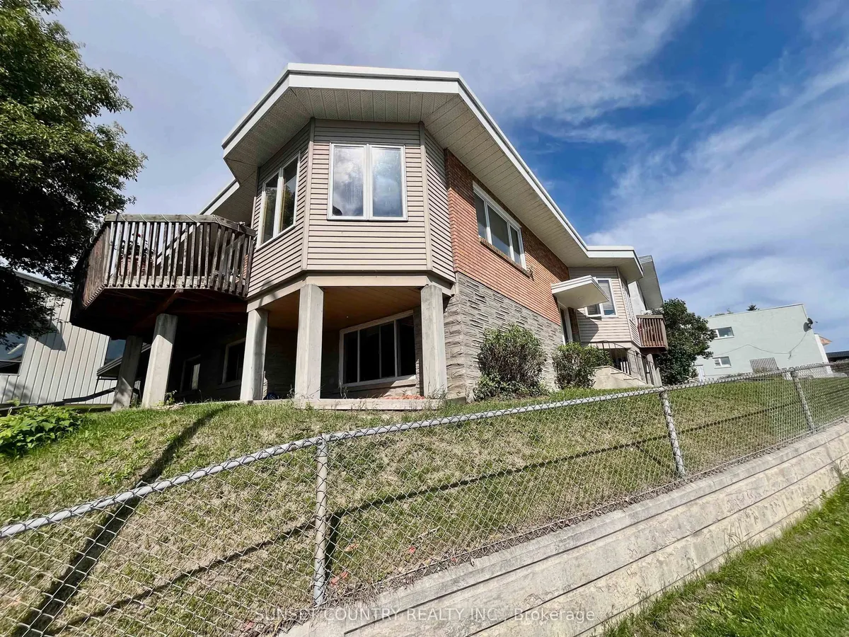 3 King Street, Dryden, On P8n 1b2