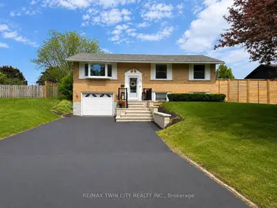 107 Rosslinn Road, Cambridge, On N1s 3k3