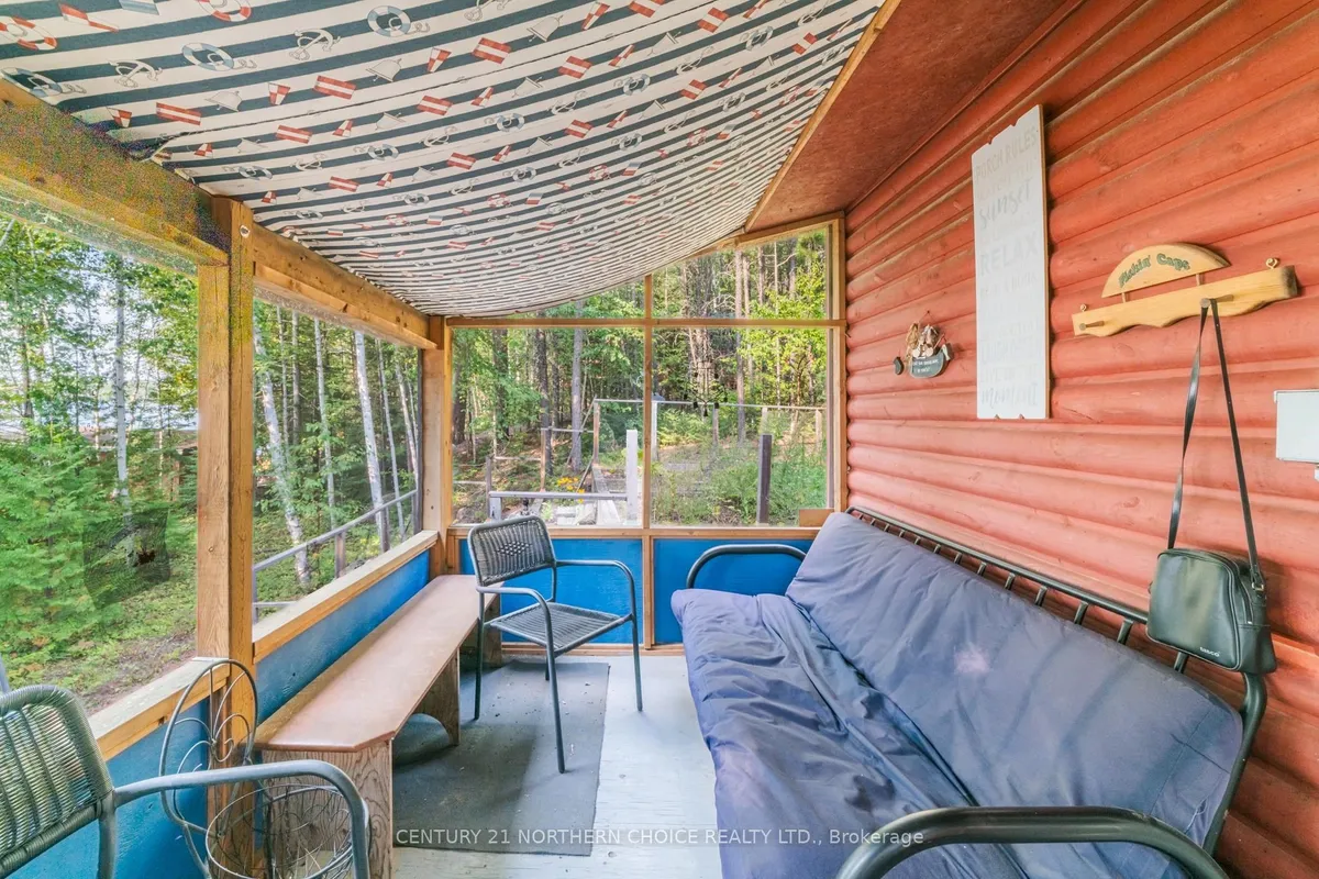 Detached in Kenora Remote Area
