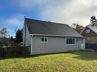 Detached in Terrace Bay