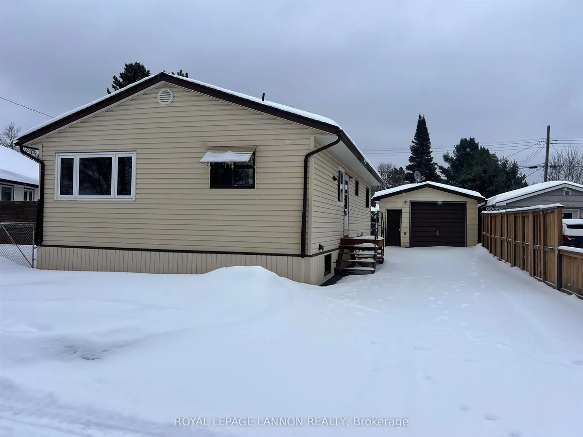 Detached in Atikokan