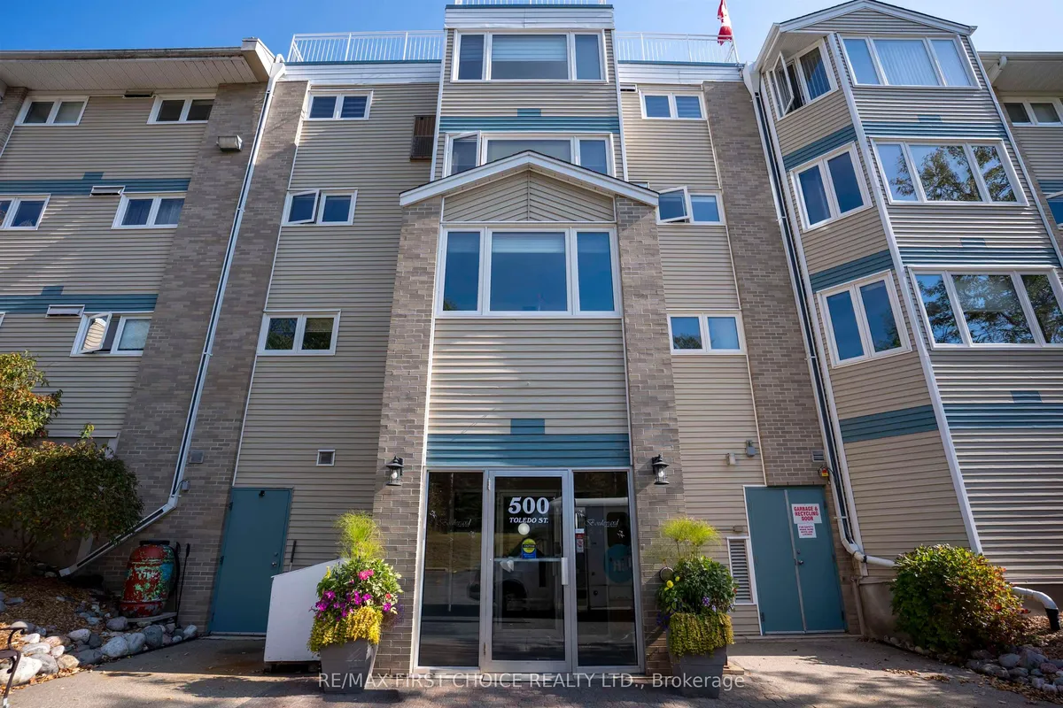 Condo Apartment in Thunder Bay