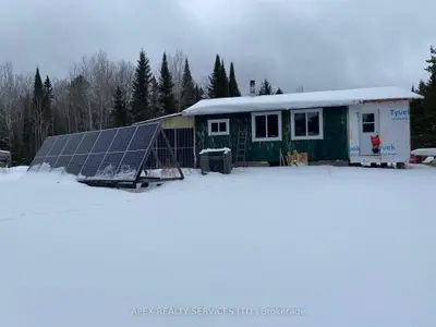 Detached in Thunder Bay Remote Area