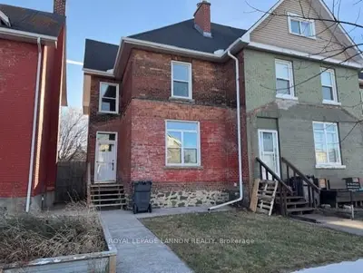 Semi-Detached in Thunder Bay