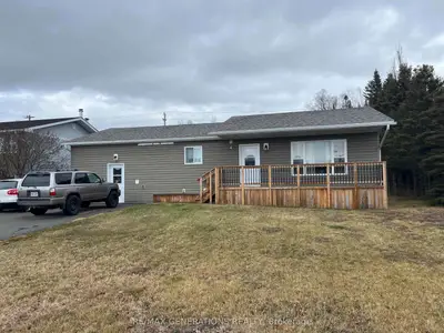 Detached in Marathon