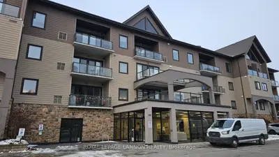 Condo Apartment in Thunder Bay