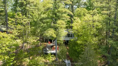 Detached in Gravenhurst